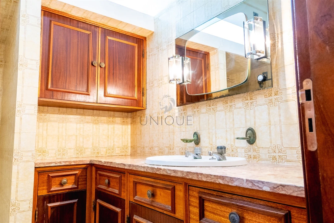 Moradia T4 para Venda em Oliveirinha Foto 64