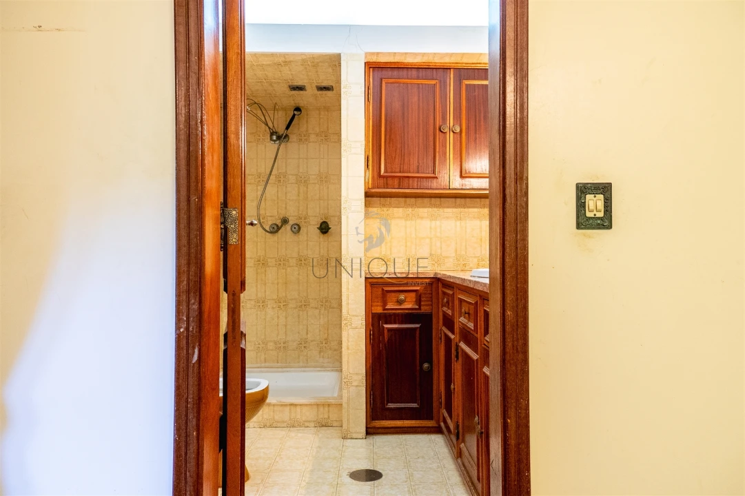 Moradia T4 para Venda em Oliveirinha Foto 63