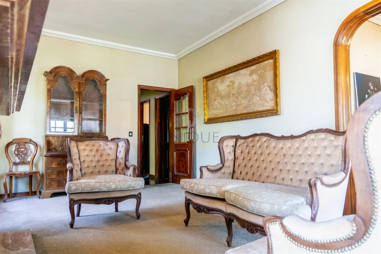 Moradia T4 para Venda em Oliveirinha Foto 13