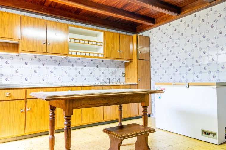 Moradia T4 para Venda em Oliveirinha Foto 73