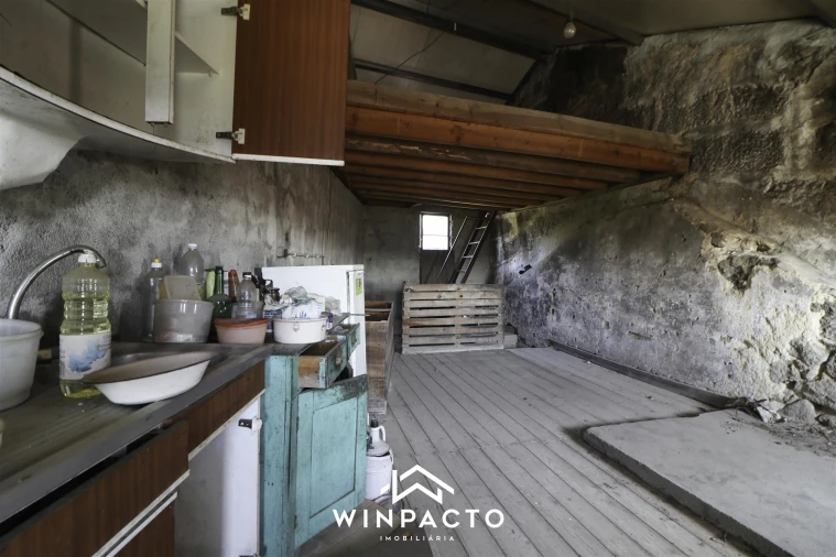 Moradia T0 para Venda em Santar e Moreira Foto 11