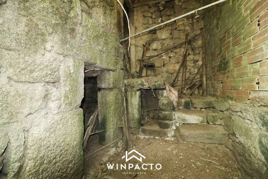 Moradia T0 para Venda em Santar e Moreira Foto 23