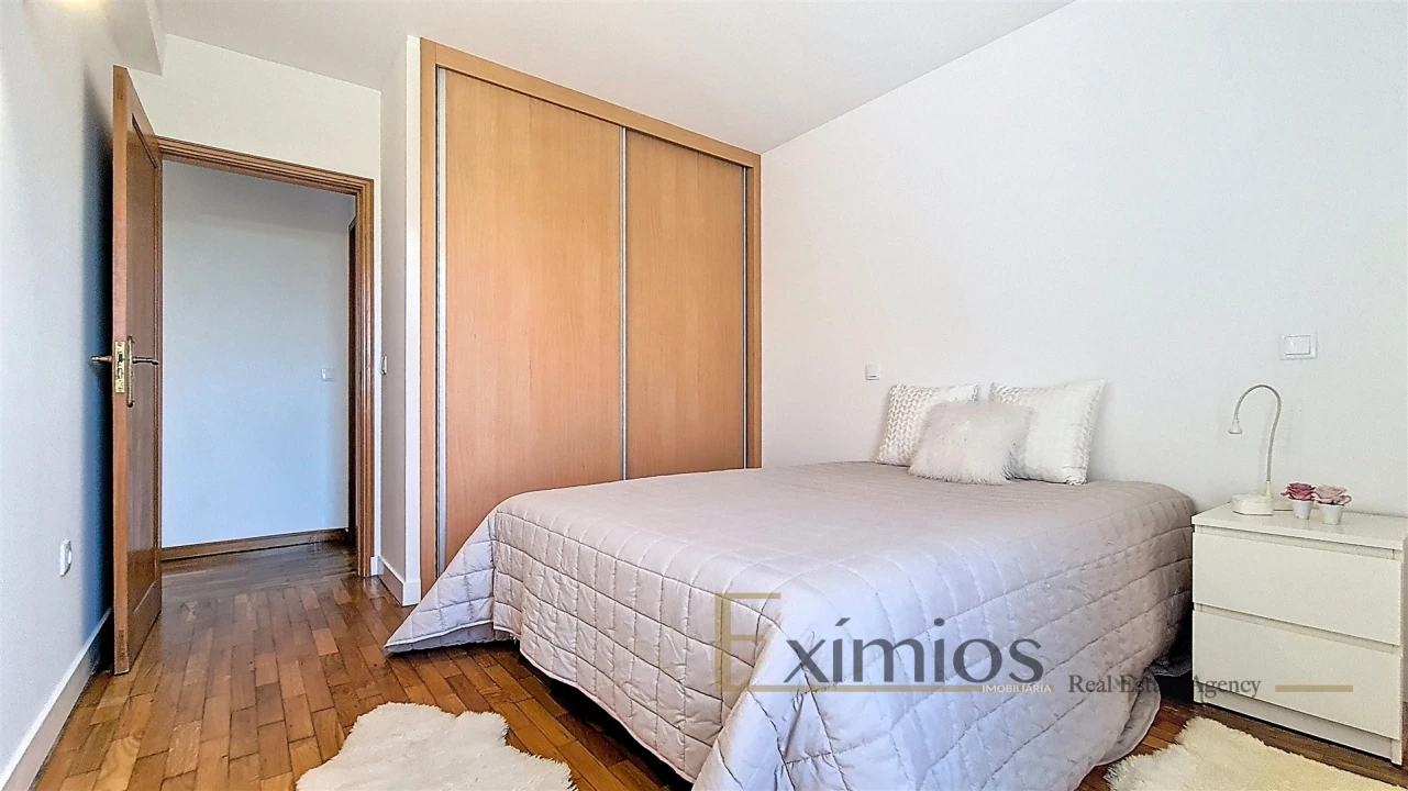 Apartamento T2 para Venda em Mindelo Foto 13