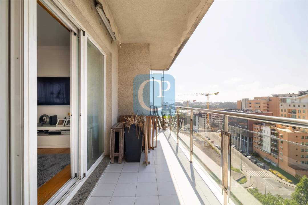 Apartamento T3 para Venda em Lordelo do Ouro e Massarelos Foto 12