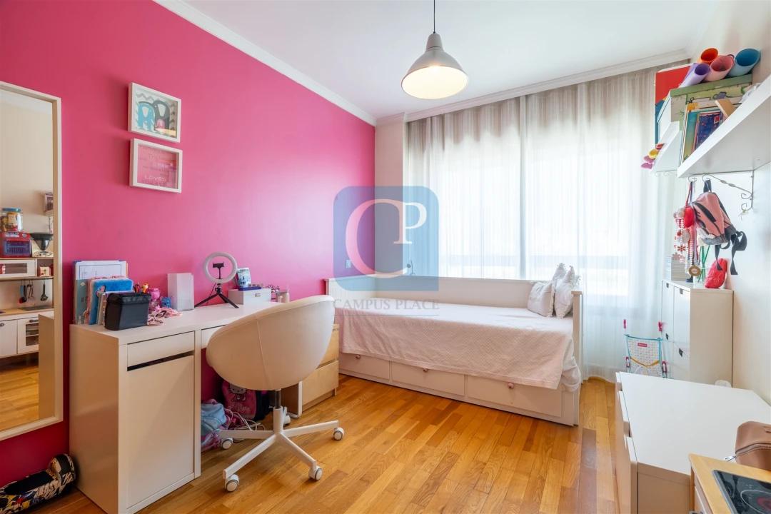 Apartamento T3 para Venda em Lordelo do Ouro e Massarelos Foto 33