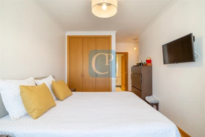 Apartamento T3 para Venda em Lordelo do Ouro e Massarelos