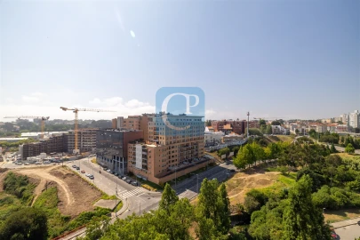 Apartamento T3 para Venda em Lordelo do Ouro e Massarelos