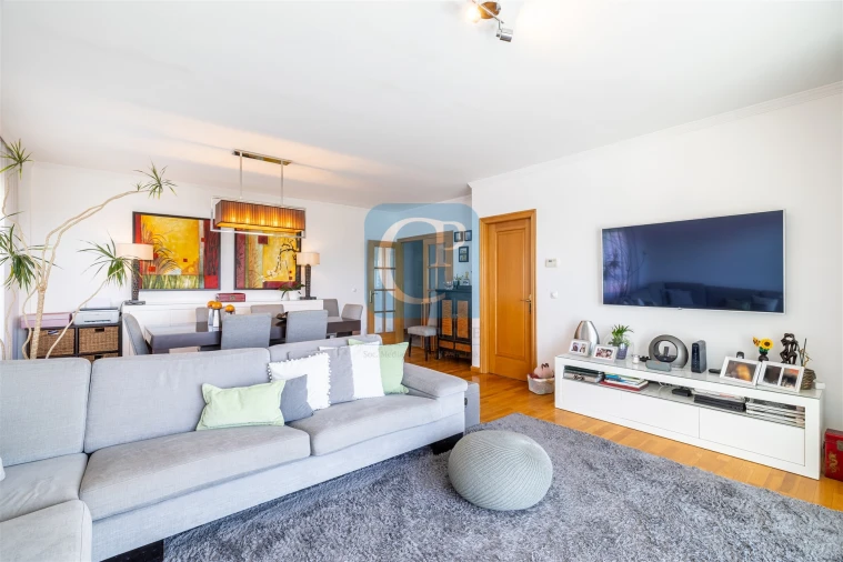 Apartamento T3 para Venda em Lordelo do Ouro e Massarelos Foto 9
