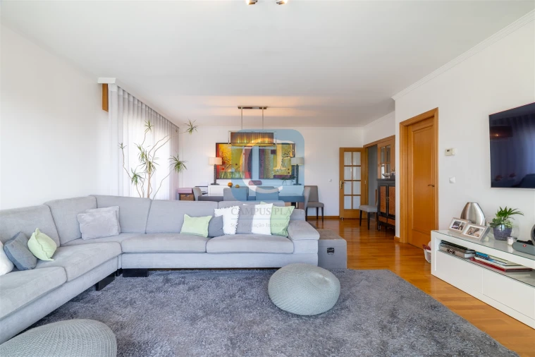Apartamento T3 para Venda em Lordelo do Ouro e Massarelos Foto 7