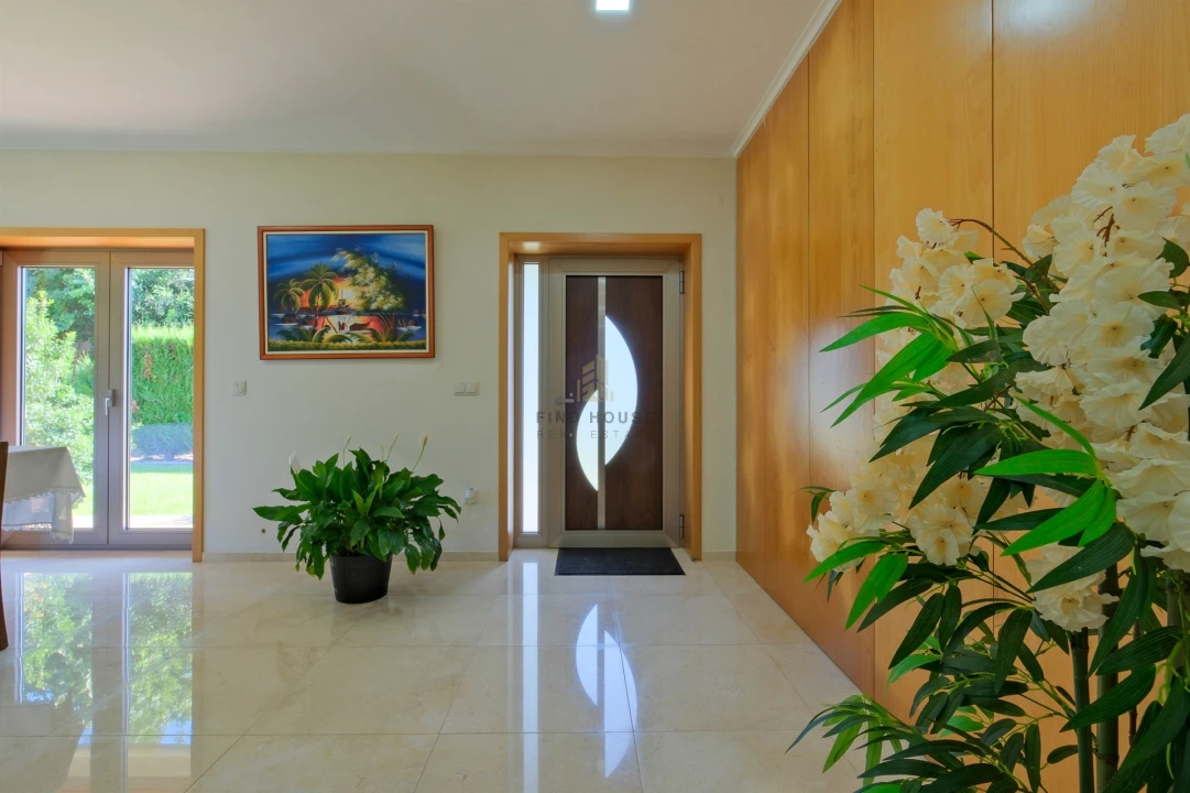 Moradia T5 para Venda em Quintiães e Aguiar Foto 4