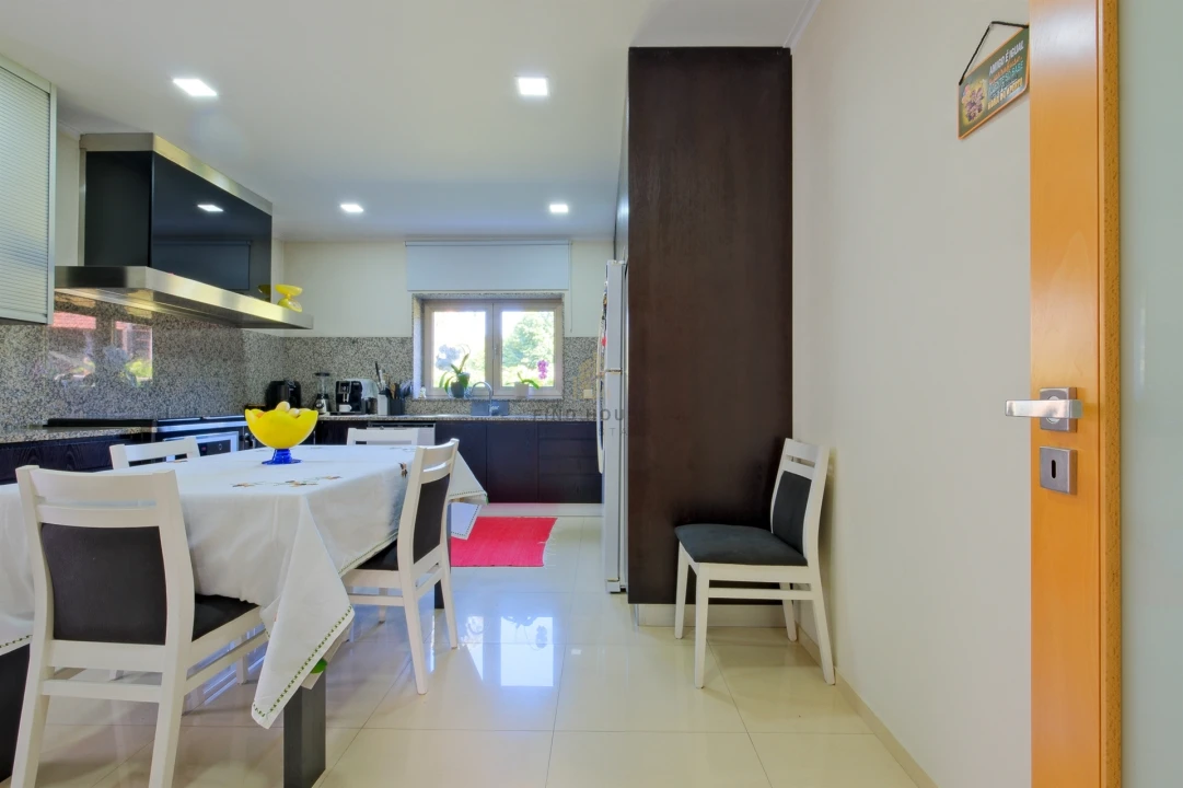 Moradia T5 para Venda em Quintiães e Aguiar Foto 16