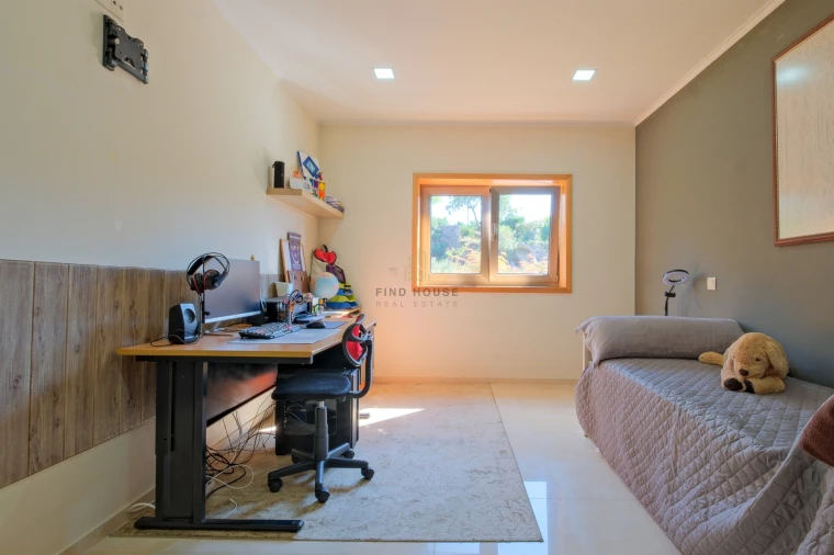 Moradia T5 para Venda em Quintiães e Aguiar Foto 14