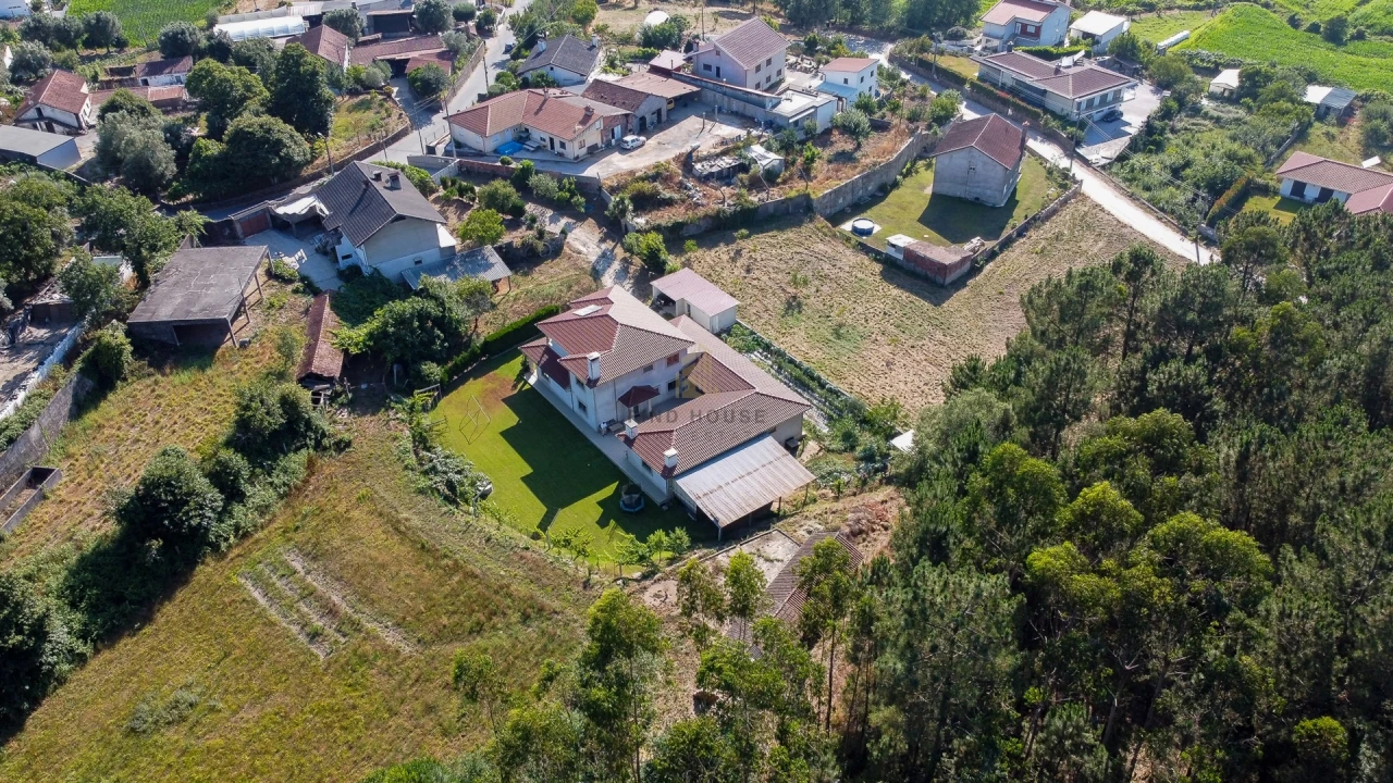 Moradia T5 para Venda em Quintiães e Aguiar Foto 64