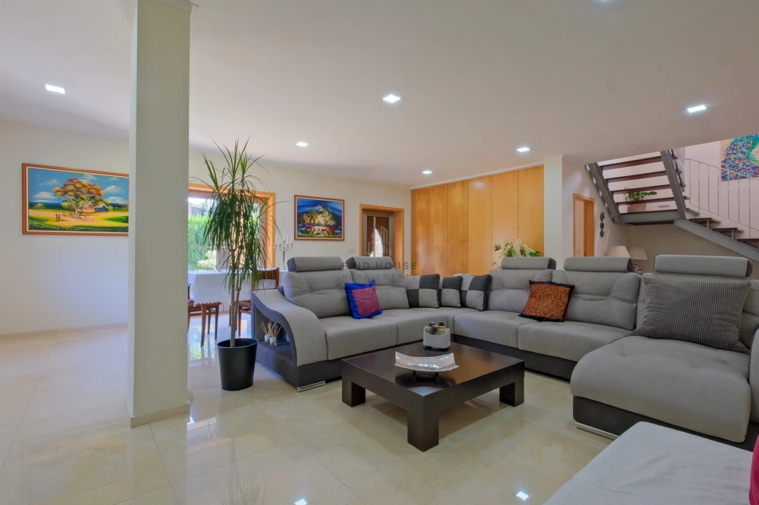 Moradia T5 para Venda em Quintiães e Aguiar Foto 8