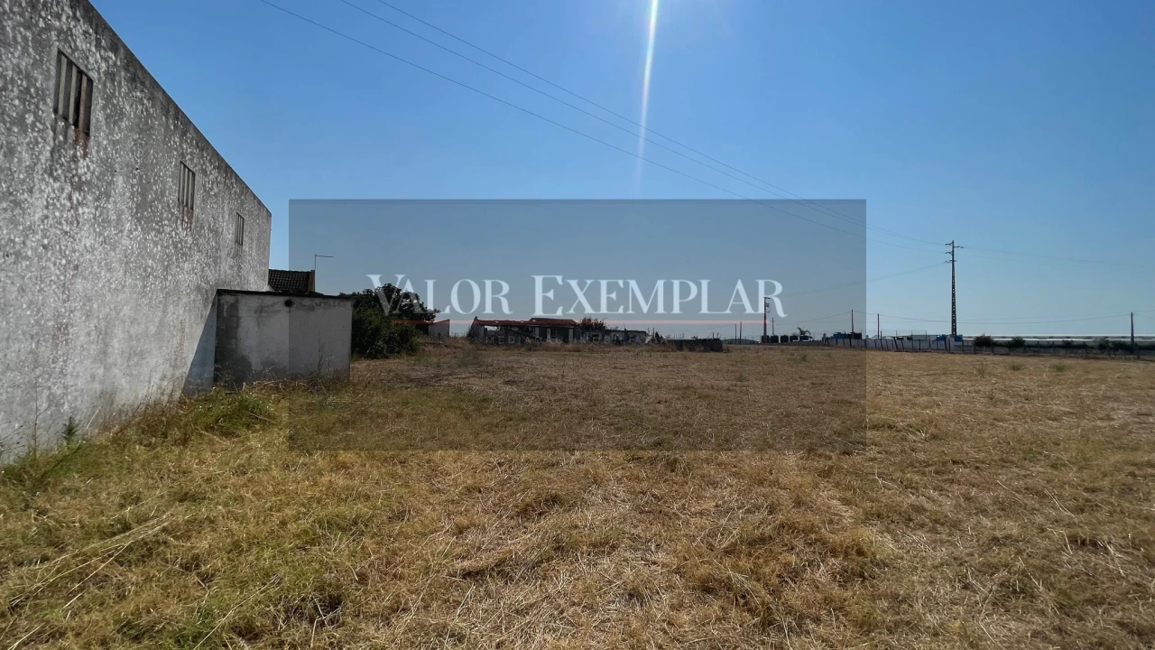 Terreno para Venda em Sarilhos Grandes Foto 12