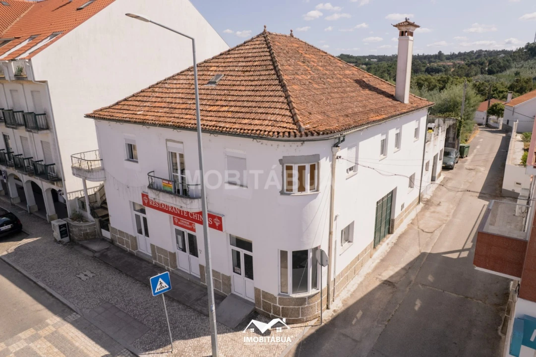 Moradia T5 para Venda em Tabua Foto 1