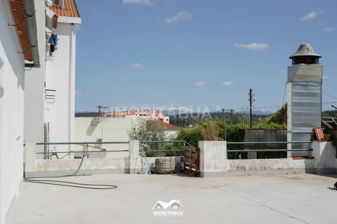 Moradia T5 para Venda em Tabua Foto 24