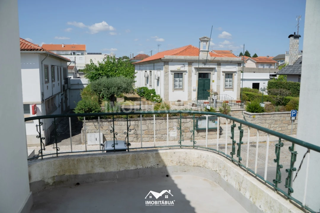 Moradia T5 para Venda em Tabua Foto 36