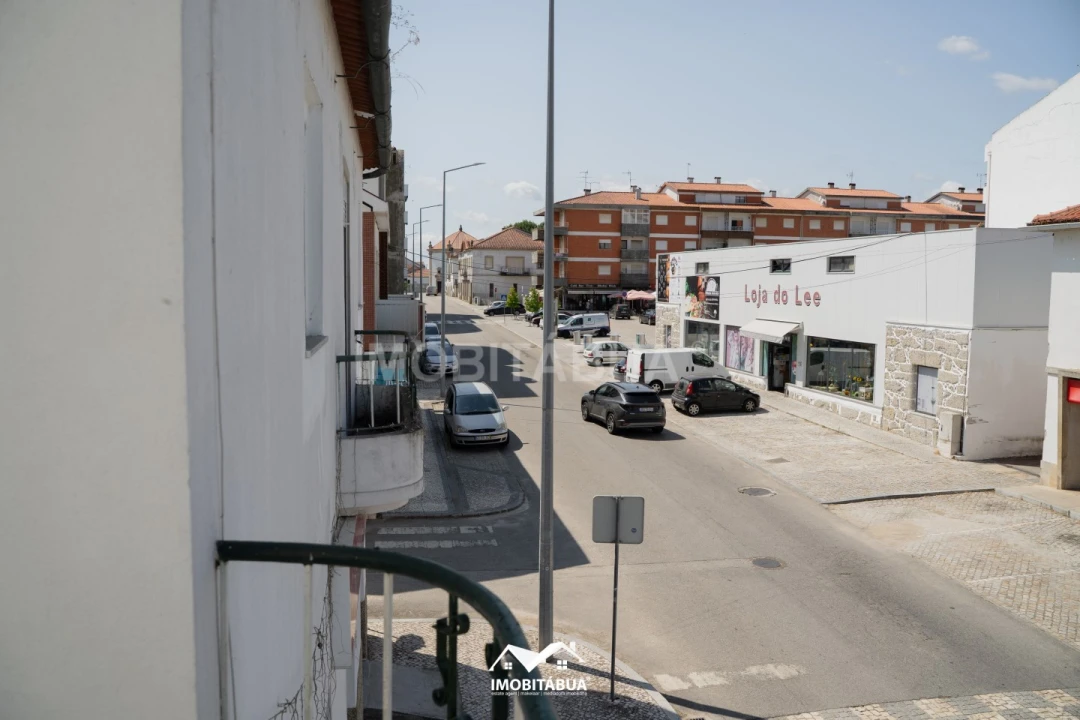 Moradia T5 para Venda em Tabua Foto 37