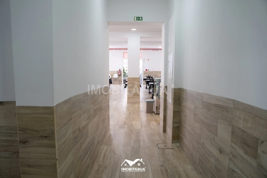 Moradia T5 para Venda em Tabua Foto 48