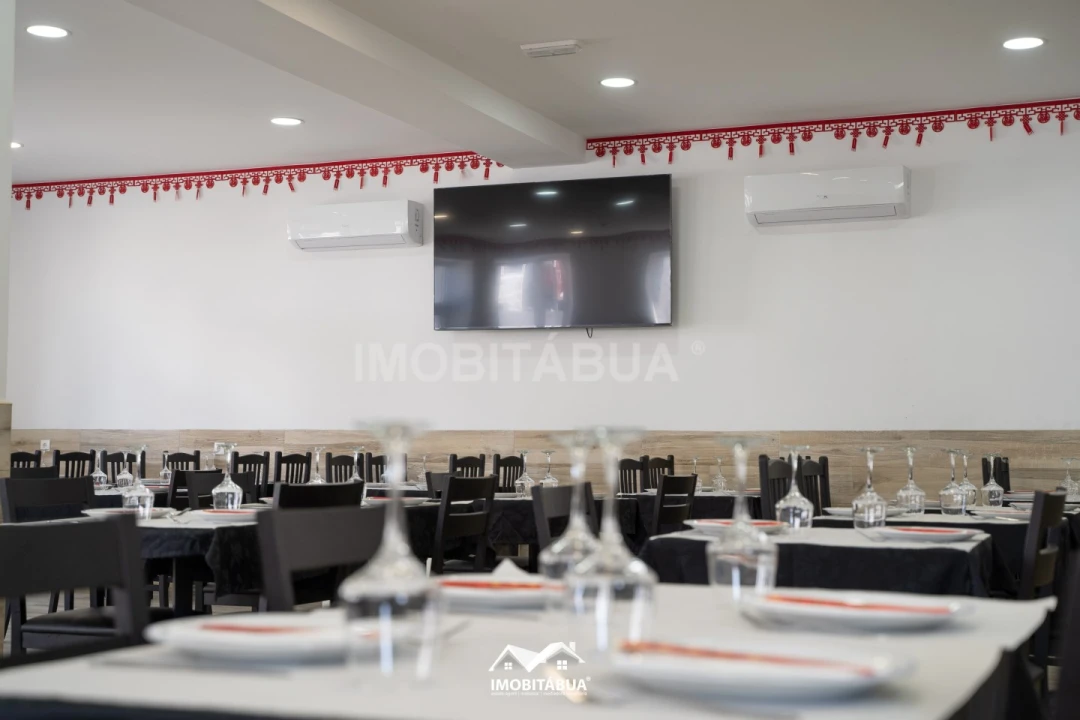 Moradia T5 para Venda em Tabua Foto 4