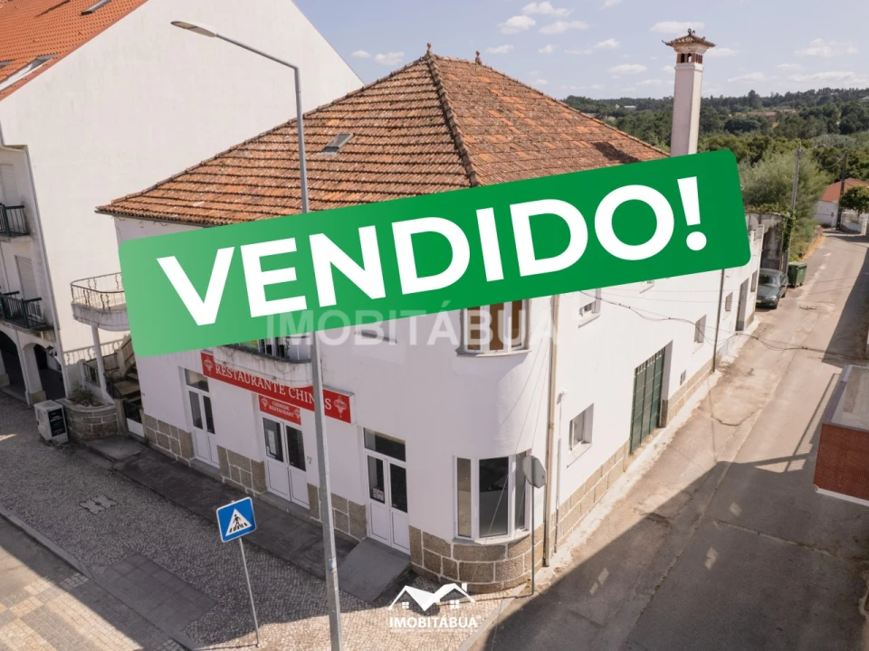 Moradia T5 para Venda em Tabua Foto 1