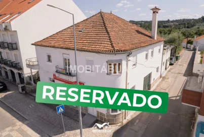 Moradia T5 para Venda em Tabua