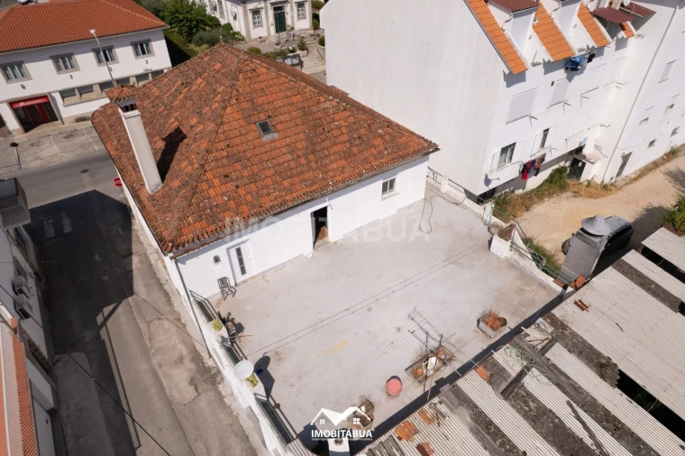 Moradia T5 para Venda em Tabua Foto 6