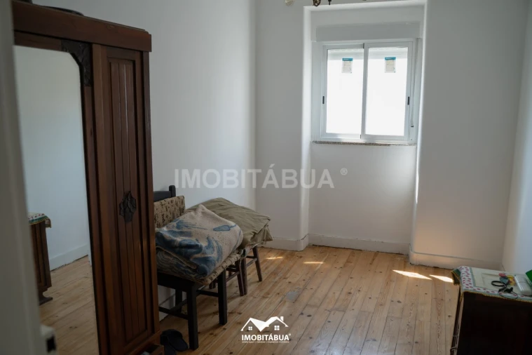 Moradia T5 para Venda em Tabua Foto 12