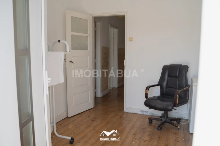 Moradia T5 para Venda em Tabua Foto 22