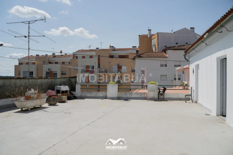 Moradia T5 para Venda em Tabua Foto 25