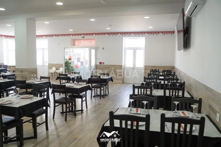 Moradia T5 para Venda em Tabua Foto 49