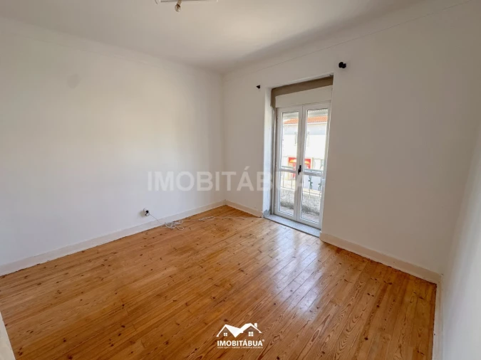 Moradia T5 para Venda em Tabua Foto 34