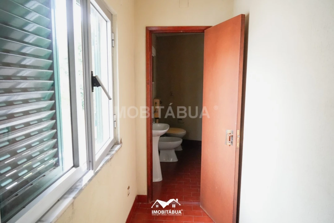 Moradia T2 para Venda em São João de Areias Foto 12