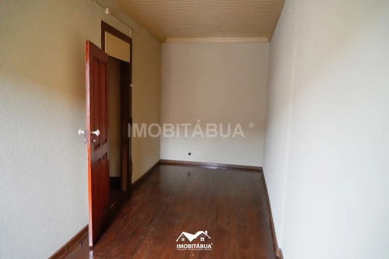 Moradia T2 para Venda em São João de Areias Foto 18