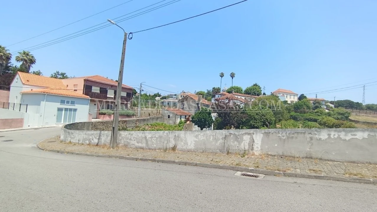 Moradia T2 para Venda em Esmoriz Foto 1