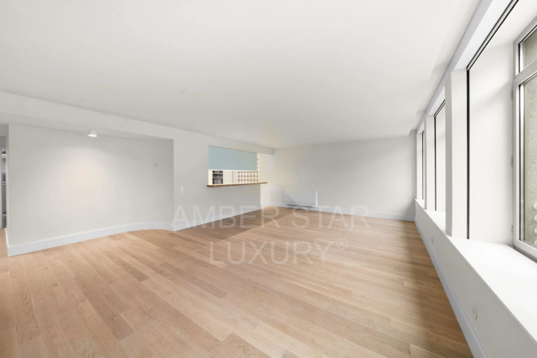 Apartamento T3 para Venda em Cedofeita, Santo Ildefonso, Sé, Miragaia, São Nicolau e Vitória Foto 3