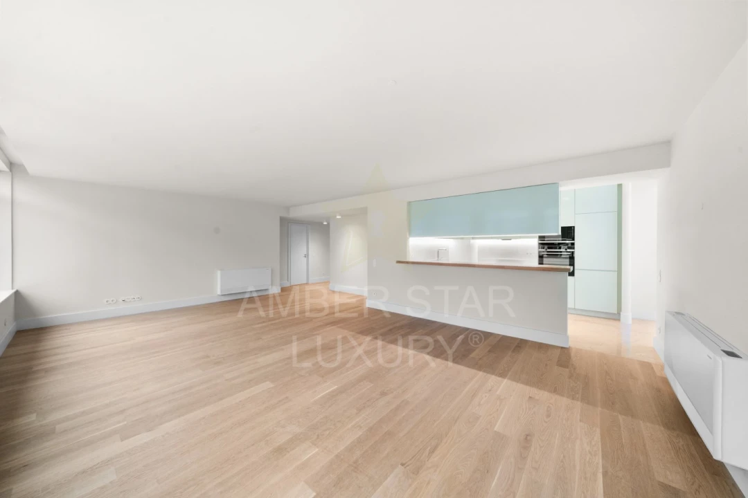 Apartamento T3 para Venda em Cedofeita, Santo Ildefonso, Sé, Miragaia, São Nicolau e Vitória Foto 4