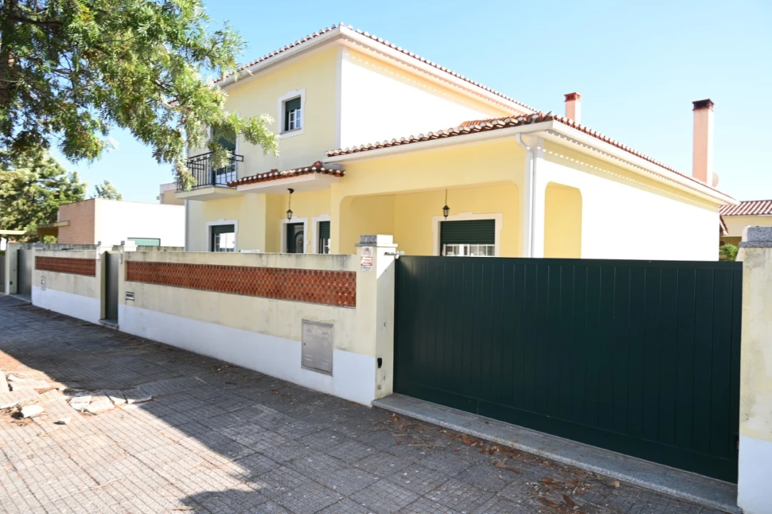 Moradia T3 para Venda em Ponte de Sor, Tramaga e Vale de Açor Foto 2