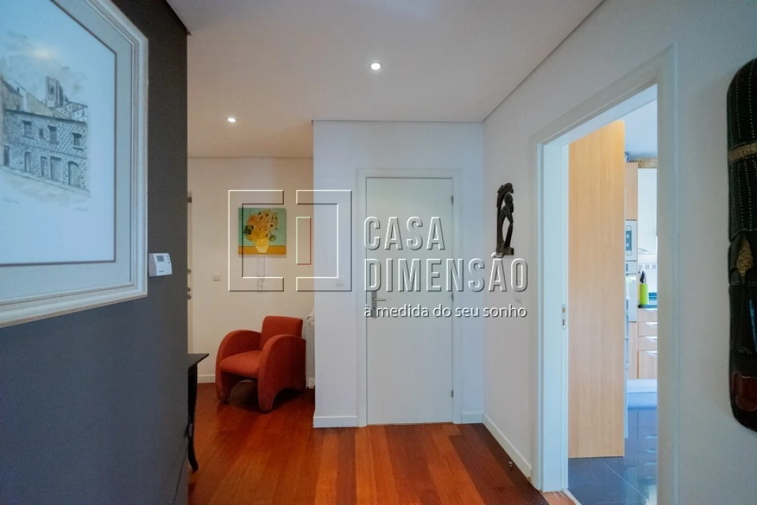 Apartamento T2 para Venda em Carnaxide e Queijas Foto 7