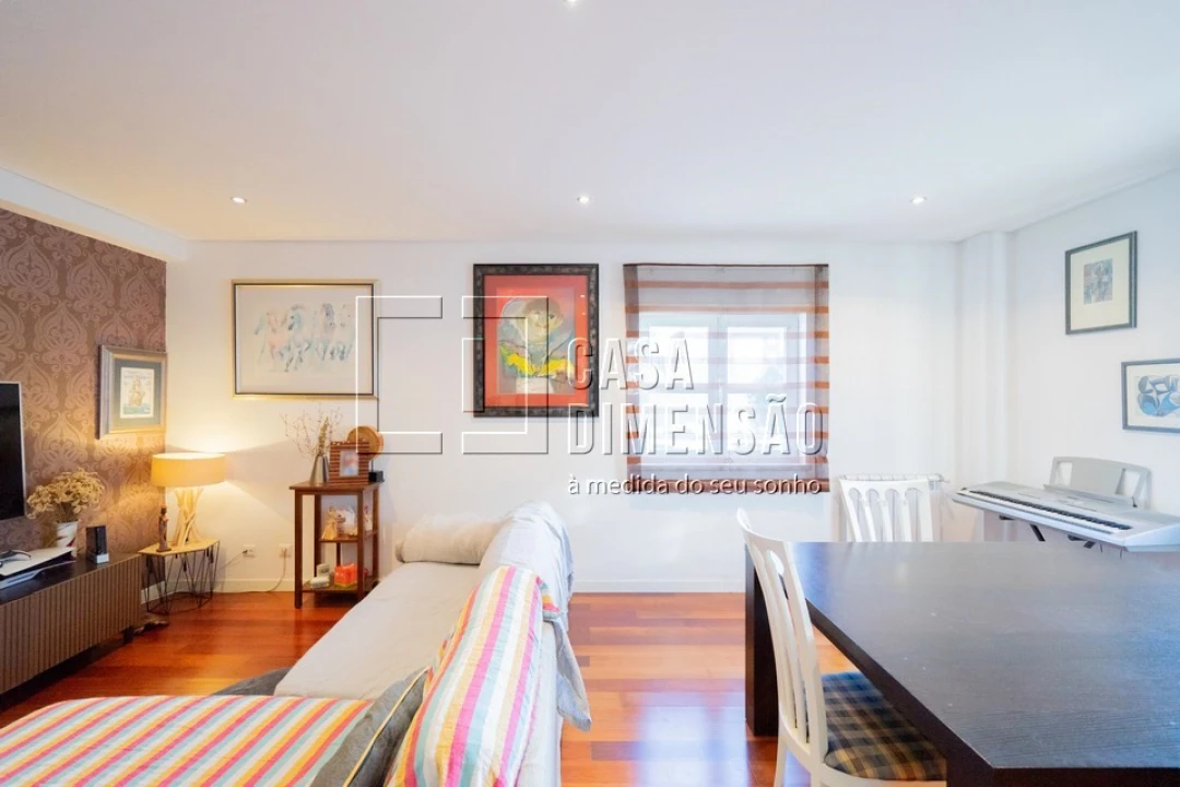 Apartamento T2 para Venda em Carnaxide e Queijas Foto 17
