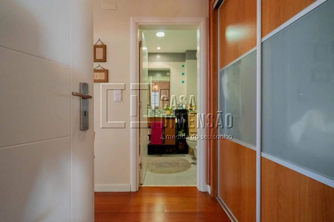 Apartamento T2 para Venda em Carnaxide e Queijas Foto 37