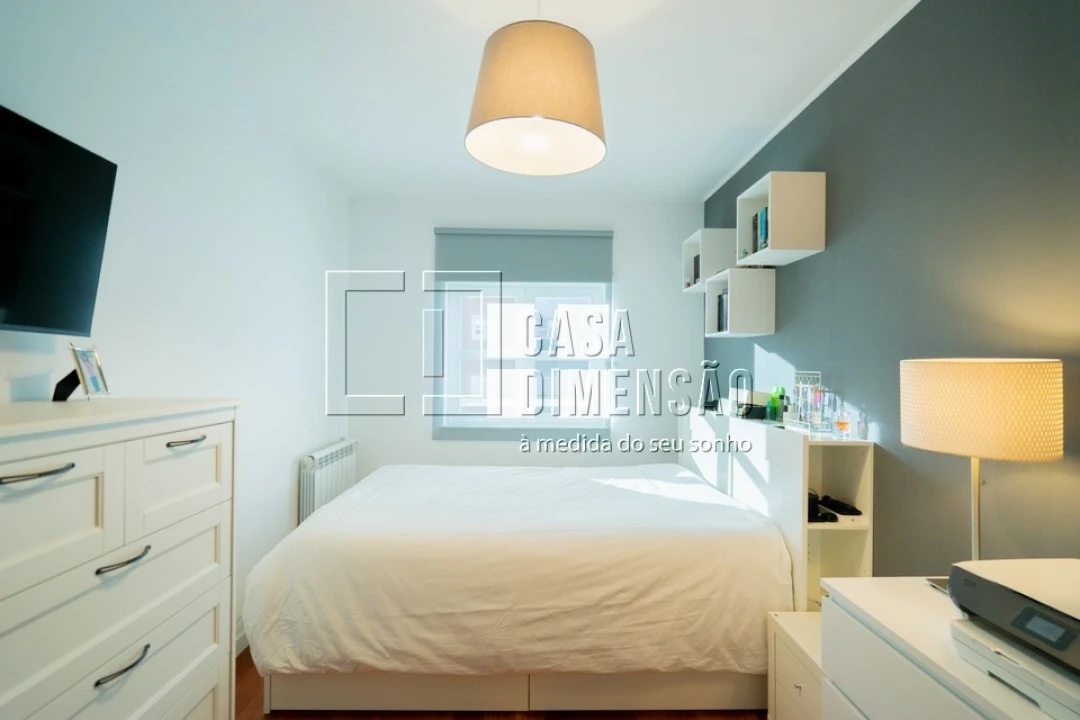 Apartamento T2 para Venda em Carnaxide e Queijas Foto 49