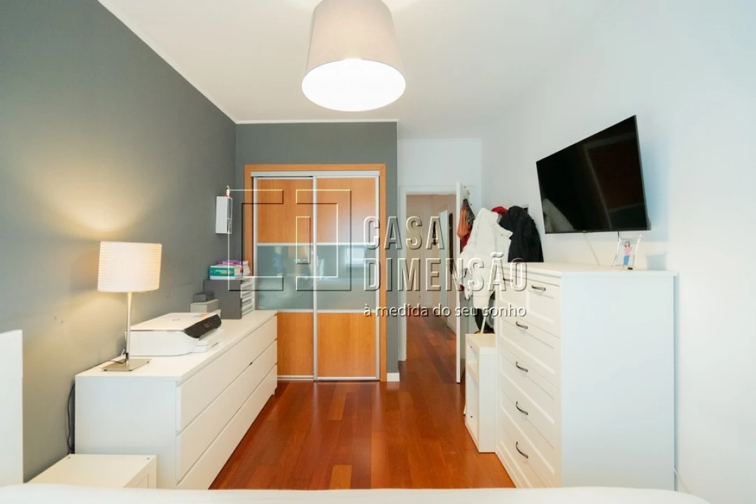 Apartamento T2 para Venda em Carnaxide e Queijas Foto 51