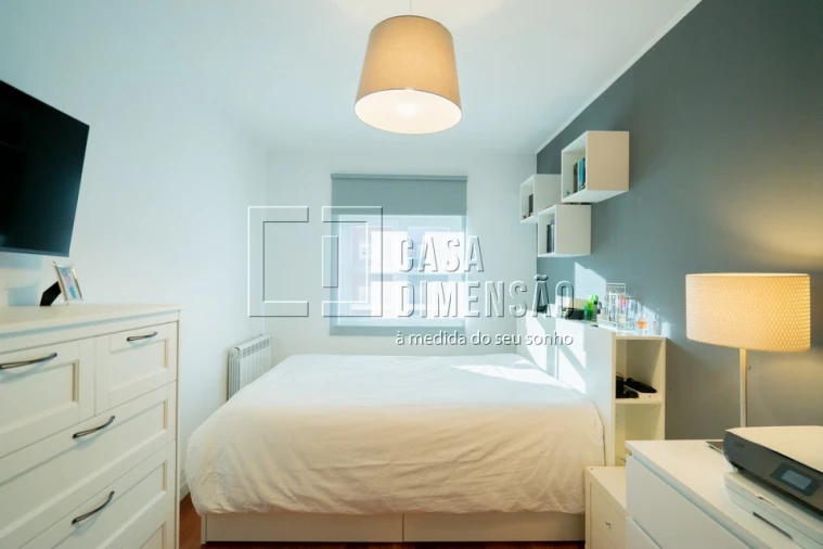 Apartamento T2 para Venda em Carnaxide e Queijas Foto 49