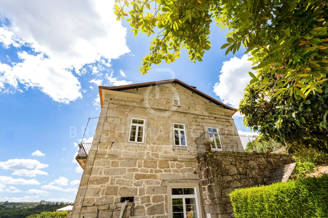 Quinta T10 para Venda em Parada de Gonta Foto 4