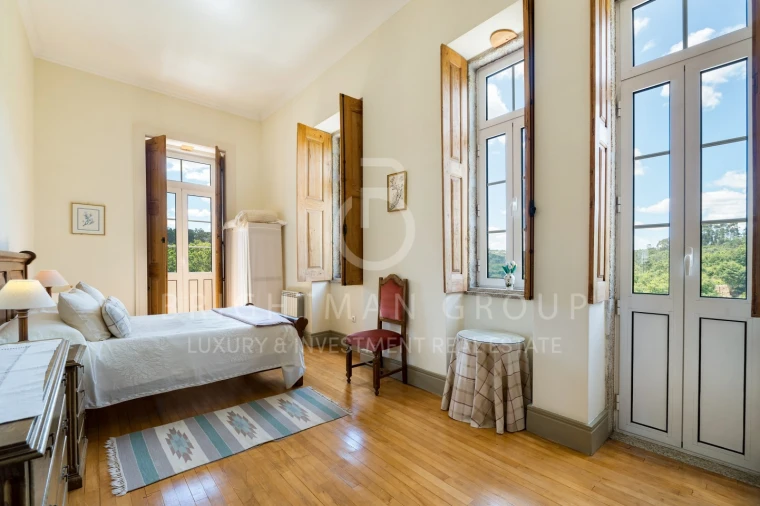 Quinta T10 para Venda em Parada de Gonta Foto 21