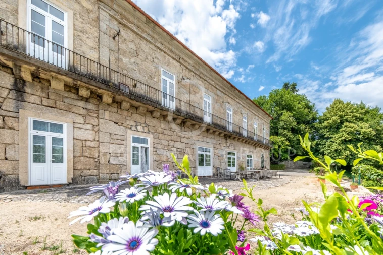 Quinta T10 para Venda em Parada de Gonta Foto 37