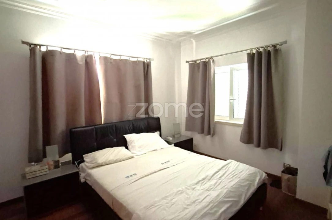 Moradia T4 para Venda em Santa Iria de Azoia, São João da Talha e Bobadela Foto 11