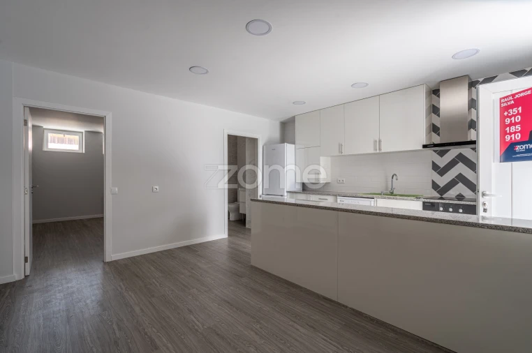 Apartamento T1 para Venda em Vila Praia de Ancora Foto 2